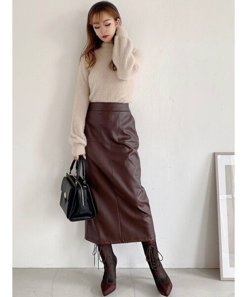 RESEXXY（リゼクシー）の「ハイネックシャギーニットトップス（ニット/セーター・レディース・ホワイト/ブラック/ベージュ・FREE）」の14枚目の写真