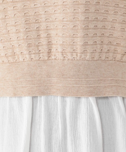 studio CLIP（スタディオクリップ）の「12ゲージベストレイヤード風プルオーバー（ニット/セーター・レディース・ブラック/グリーン/ライトベージュ・FREE）」の4枚目の写真