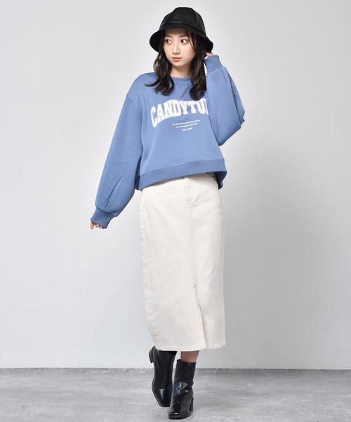 RETRO GIRL（レトロガール）の「裏毛起毛ロゴショートトレーナー（スウェット・レディース・ダークブラウン/オフホワイト/ブルー/グリーン・FREE）」の21枚目の写真