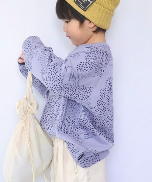 MAKE YOUR DAY(メイクユアデイ)の「抽象総柄長袖Tシャツ■80~140cm(Tシャツ/カットソー・キッズ・オフホワイト/ライトパープル・90/100/110/120/80/130/140)」の2枚目の写真