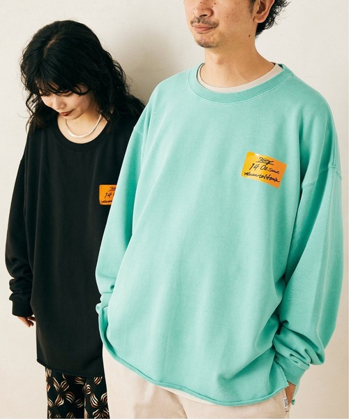 JOURNAL STANDARD relume（ジャーナルスタンダード　レリューム）の「OVERSIZE WIDE SLIT SWEAT（スウェット・メンズ・ブラック/ベージュ/ネイビー/イエロー/グリーン・MEDIUM/LARGE）」の6枚目の写真