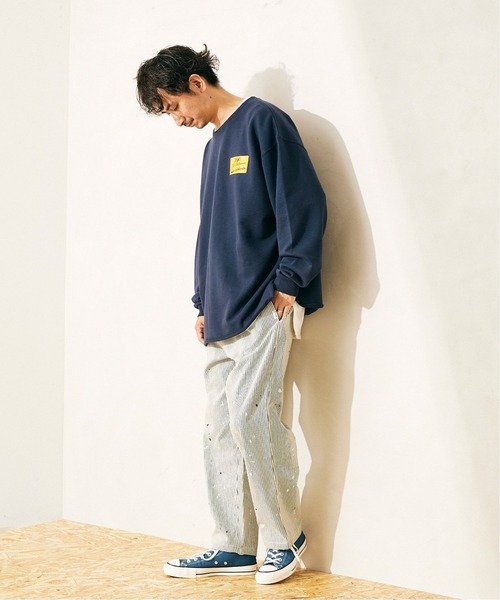 JOURNAL STANDARD relume（ジャーナルスタンダード　レリューム）の「OVERSIZE WIDE SLIT SWEAT（スウェット・メンズ・ブラック/ベージュ/ネイビー/イエロー/グリーン・MEDIUM/LARGE）」の11枚目の写真