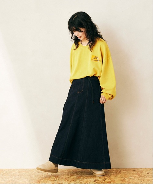 JOURNAL STANDARD relume（ジャーナルスタンダード　レリューム）の「OVERSIZE WIDE SLIT SWEAT（スウェット・メンズ・ブラック/ベージュ/ネイビー/イエロー/グリーン・MEDIUM/LARGE）」の14枚目の写真