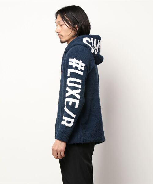 LUXE/R(ラグジュ)の「【ユニセックス】【LUXE/R】袖 & フード ロゴ ジャガード ニット ジップ パーカー(RMS)(パーカー・メンズ・ブラック/ベージュ/ネイビー・MEDIUM/LARGE)」の7枚目の写真