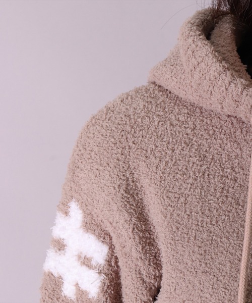 LUXE/R(ラグジュ)の「【ユニセックス】【LUXE/R】袖 & フード ロゴ ジャガード ニット ジップ パーカー(RMS)(パーカー・メンズ・ブラック/ベージュ/ネイビー・MEDIUM/LARGE)」の12枚目の写真