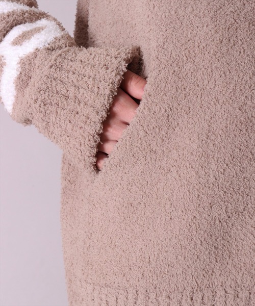 LUXE/R(ラグジュ)の「【ユニセックス】【LUXE/R】袖 & フード ロゴ ジャガード ニット ジップ パーカー(RMS)(パーカー・メンズ・ブラック/ベージュ/ネイビー・MEDIUM/LARGE)」の14枚目の写真