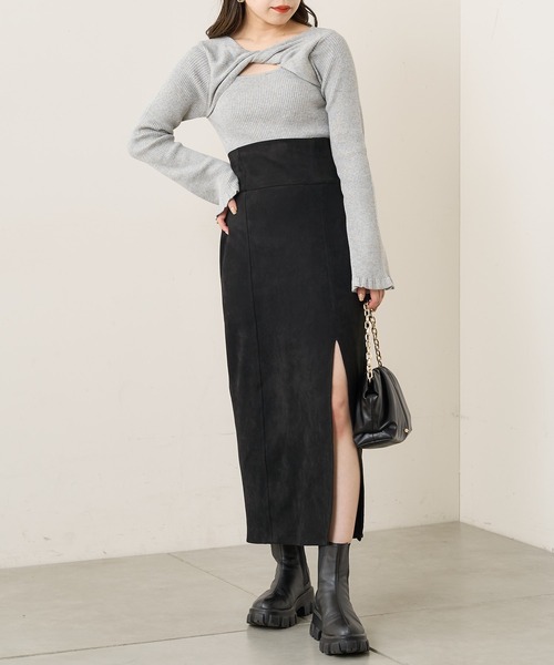 トリーバーチ　セーター　ニット　ブラック　裾フリル Chico（チコ）の「【新色追加】フロントねじり裾フリル