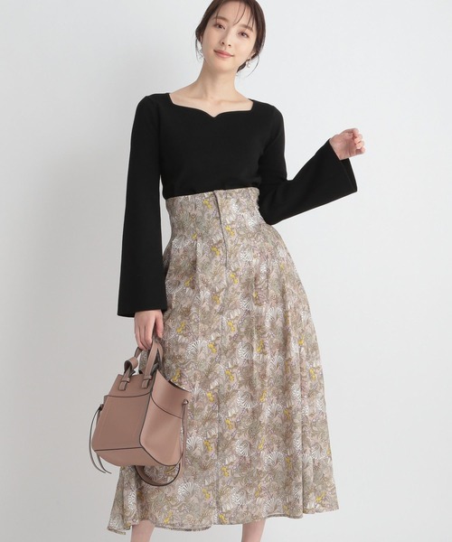 Andemiu（アンデミュウ）の「ボタニカルガラジャカードスカート265636（スカート・レディース・ベージュ/オレンジ/アイボリー・SMALL/MEDIUM）」の17枚目の写真