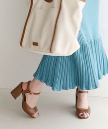 クロコストラップサンダル