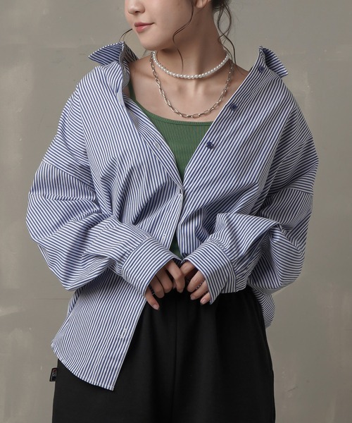 SPINNS(スピンズ)の「カップ付きリブキャミソール(キャミソール・レディース・オートミール/ネイビー/ブラック/グリーン・ONESIZE)」の3枚目の写真