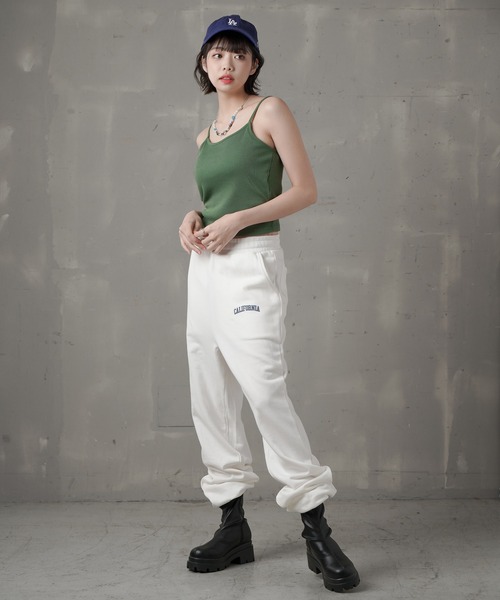 SPINNS(スピンズ)の「カップ付きリブキャミソール(キャミソール・レディース・オートミール/ネイビー/ブラック/グリーン・ONESIZE)」の9枚目の写真