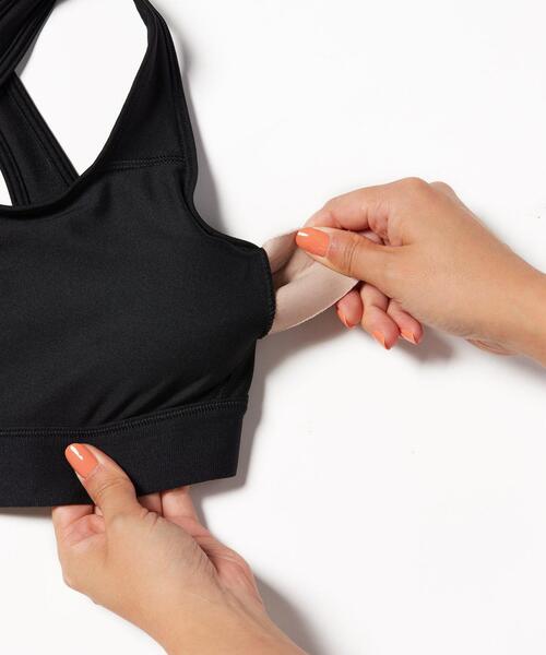 UNDER ARMOUR（アンダーアーマー）の「UAクロスバック ブラ ミディアムサポート（トレーニング/レディース）（スポーツブラ・レディース・ブラック/ホワイト・L/S/XL/M）」の10枚目の写真