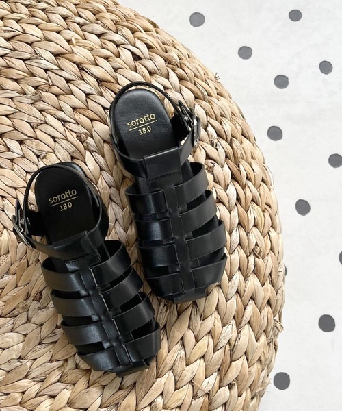 SOROTTO（ソロット）の「フラットソール/キッズ グルカサンダル（サンダル・キッズ・ブラック/ピンク/イエロー/ブルー/アイボリー/キャメル・22.0cm/16.0cm/17.0cm/18.0cm/19.0cm/20.0cm/21.0cm）」の9枚目の写真