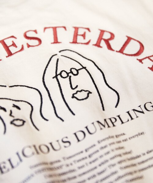 FREAK'S STORE（フリークスストア）の「WEB限定 餃子イェスタデイ×FREAK'S STORE 別注 ビッグシルエット バックプリント クルーネックTシャツ/刺繍（Tシャツ/カットソー・メンズ・ロイヤルブルー/ホワイト・SMALL/LARGE/MEDIUM）」の18枚目の写真