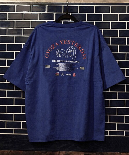 FREAK'S STORE（フリークスストア）の「WEB限定 餃子イェスタデイ×FREAK'S STORE 別注 ビッグシルエット バックプリント クルーネックTシャツ/刺繍（Tシャツ/カットソー・メンズ・ロイヤルブルー/ホワイト・SMALL/LARGE/MEDIUM）」の21枚目の写真