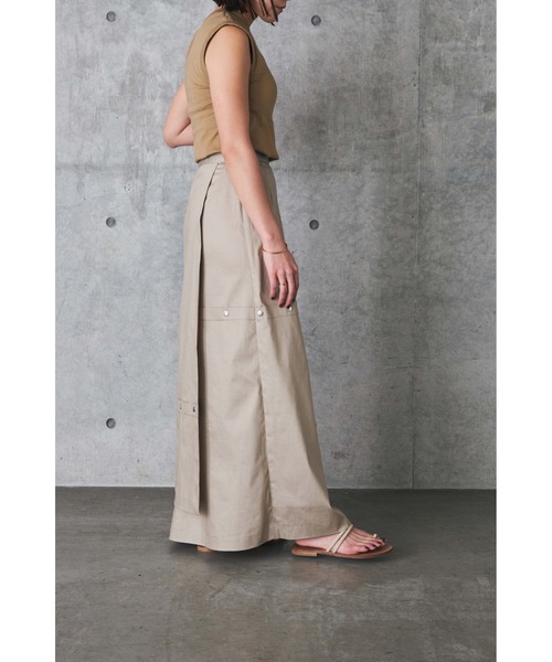 LA PEAU DE GEM（ラポドゥジェム）の「【LA PEAU DE GEM】アシンメトリータンクトップ（Tシャツ/カットソー・レディース・ブラック/カーキ/キャメル・FREE）」の13枚目の写真