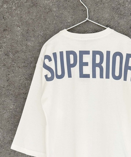 THE CASUAL（カジュアル）の「【ユニセックス】ワイドシルエット　長袖プリントTシャツ（Tシャツ/カットソー・キッズ・ブルー/ブラック系/ベージュ/チャコール/モカ/ミント/ブラック系2/ブラック系1/ホワイト系2/ラベンダー/ホワイト系/パープル系/ブラック/グリーン/グレー系/ベージュ系/ホワイト系1/ホワイト/グリーン系・120cm/110cm/160cm/150cm/130cm/140cm）」の4枚目の写真