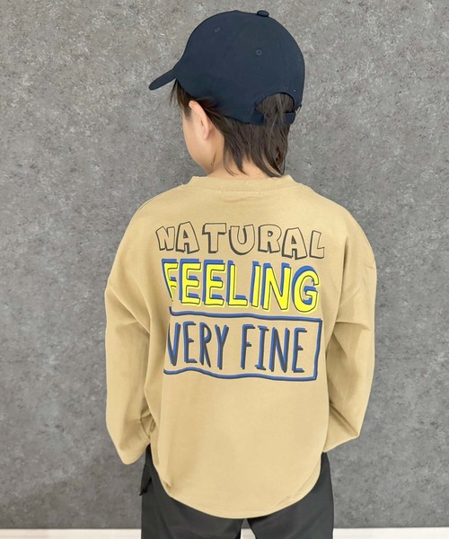 THE CASUAL（カジュアル）の「【ユニセックス】ワイドシルエット　長袖プリントTシャツ（Tシャツ/カットソー・キッズ・ブルー/ブラック系/ベージュ/チャコール/モカ/ミント/ブラック系2/ブラック系1/ホワイト系2/ラベンダー/ホワイト系/パープル系/ブラック/グリーン/グレー系/ベージュ系/ホワイト系1/ホワイト/グリーン系・120cm/110cm/160cm/150cm/130cm/140cm）」の12枚目の写真