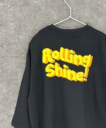 【ユニセックス】ワイドシルエット　長袖プリントTシャツ