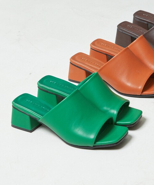 FREAK'S STORE（フリークスストア）の「▽【WEB限定】チャンキーヒールカバードサンダル（サンダル・レディース・オレンジ/グリーン/ブラック/ダークブラウン・24.5cm/23.0cm/23.5cm/24.0cm）」の3枚目の写真