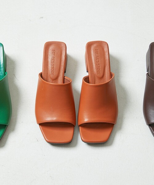 FREAK'S STORE（フリークスストア）の「▽【WEB限定】チャンキーヒールカバードサンダル（サンダル・レディース・オレンジ/グリーン/ブラック/ダークブラウン・24.5cm/23.0cm/23.5cm/24.0cm）」の14枚目の写真
