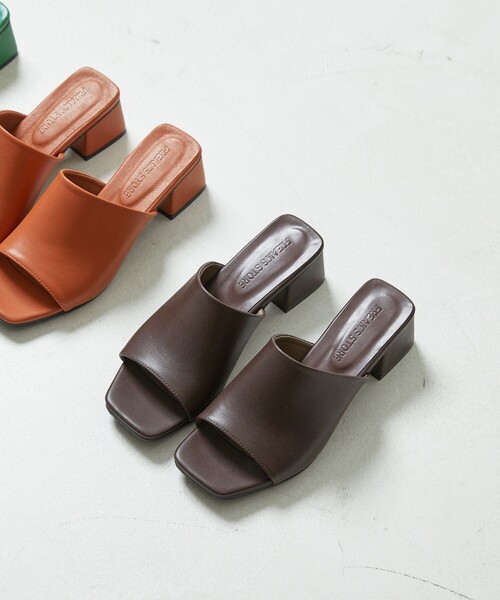 FREAK'S STORE（フリークスストア）の「▽【WEB限定】チャンキーヒールカバードサンダル（サンダル・レディース・オレンジ/グリーン/ブラック/ダークブラウン・24.5cm/23.0cm/23.5cm/24.0cm）」の22枚目の写真