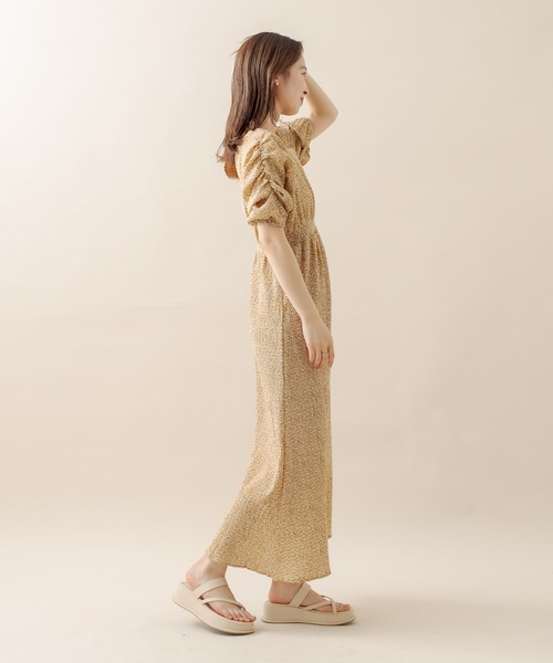 mline（エムライン）の「[mline] 楊柳フラワープリントワンピース（ワンピース・レディース・ブラック/グレー/イエロー・1/2）」の5枚目の写真