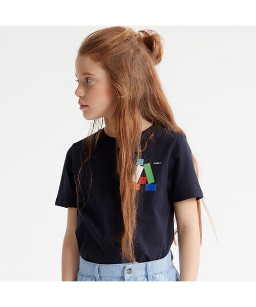 AIGLE（エーグル）の「「A」ロゴプリント 半袖Tシャツ（Tシャツ/カットソー・キッズ・レッド/ダークブルー/ホワイト・110/120/130/140）」の2枚目の写真
