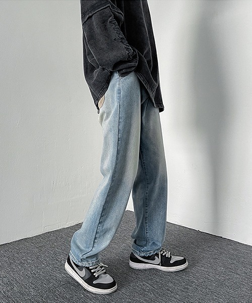 Ressaca(レサーカ)の「セミワイド 加工 ストレート デニム(デニムパンツ・メンズ・ブルー・M/L/XL/S/XXL)」の11枚目の写真