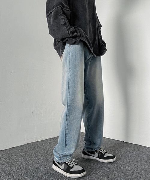 Ressaca(レサーカ)の「セミワイド 加工 ストレート デニム(デニムパンツ・メンズ・ブルー・M/L/XL/S/XXL)」の13枚目の写真