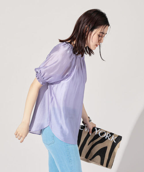 NOLLEY’S Sophi(ノーリーズソフィ)の「2WAYシアー袖シャーリングブラウス(シャツ/ブラウス・レディース・グレイッシュブルー/ライトパープル/オレンジ/オフホワイト/ベージュ・38/36)」の12枚目の写真