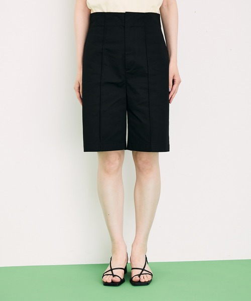 ADAM ET ROPE'（アダムエロペ）の「エプロンコンビハーフパンツ（その他パンツ・レディース・ブラック/ベージュ・38/36）」の21枚目の写真