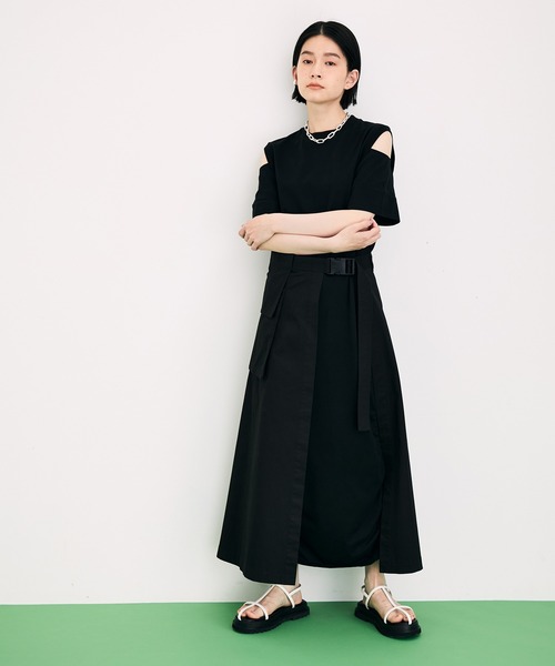 ADAM ET ROPE'（アダムエロペ）の「エプロンコンビハーフパンツ（その他パンツ・レディース・ブラック/ベージュ・38/36）」の4枚目の写真