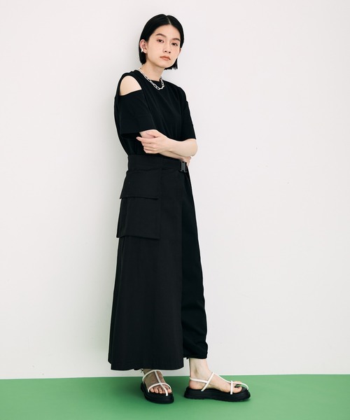 ADAM ET ROPE'（アダムエロペ）の「エプロンコンビハーフパンツ（その他パンツ・レディース・ブラック/ベージュ・38/36）」の9枚目の写真