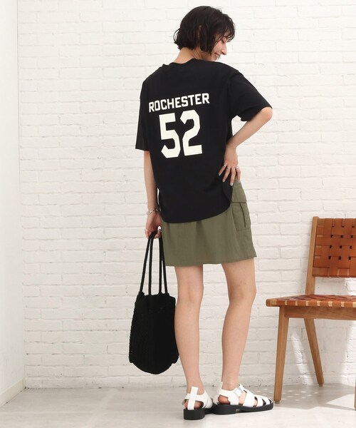Cutie Blonde(キューティーブロンド)の「◆【S-L】バックロゴフットボールTシャツ(Tシャツ/カットソー・レディース・ブラック/オフホワイト/ブルー/レッド系1・01/02/03)」の12枚目の写真
