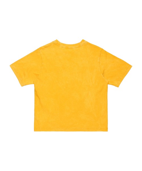 NIKE(ナイキ)の「NIKE WMNS NSW BOXY VARSITY S/S TEE DR9010-739(Tシャツ/カットソー・レディース・ゴールド・SMALL/MEDIUM/LARGE)」の2枚目の写真