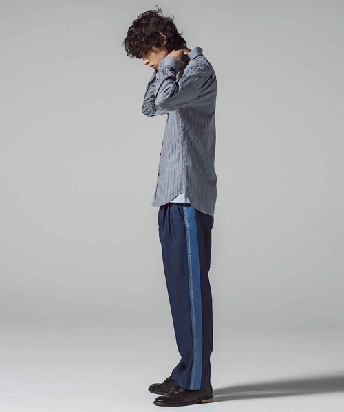 VIKTOR&ROLF(ヴィクター&ロルフ)の「VIKTOR&ROLF(ヴィクター&ロルフ)ストライプロゴシャツ/STRIPED LOGO SHIRT(シャツ/ブラウス・メンズ・ライトブルー・46/48/50)」の6枚目の写真