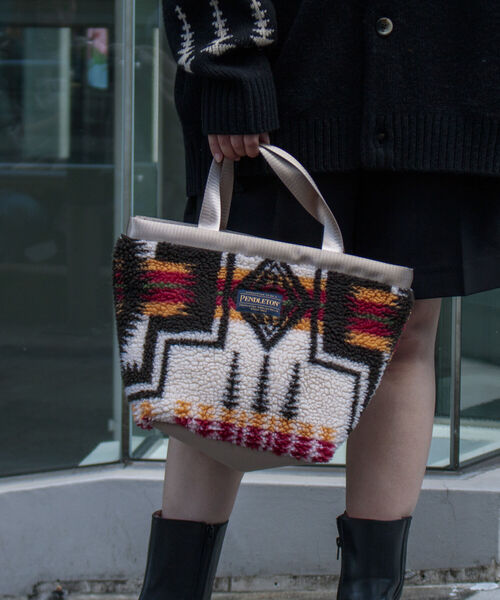 PENDLETON（ペンドルトン）の「【PENDLETON/ペンドルトン】別注HARDING ボアミニトート フリース（トートバッグ・メンズ・ホワイト系その他/ブラック系その他/ベージュ系その他・FREE）」の19枚目の写真