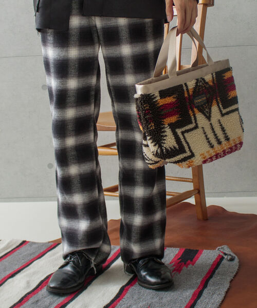 PENDLETON（ペンドルトン）の「【PENDLETON/ペンドルトン】別注HARDING ボアミニトート フリース（トートバッグ・メンズ・ホワイト系その他/ブラック系その他/ベージュ系その他・FREE）」の7枚目の写真