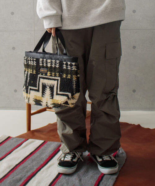 PENDLETON（ペンドルトン）の「【PENDLETON/ペンドルトン】別注HARDING ボアミニトート フリース（トートバッグ・メンズ・ホワイト系その他/ブラック系その他/ベージュ系その他・FREE）」の21枚目の写真