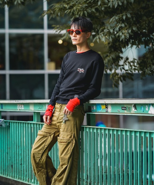 NineMicrophones（ナインマイクロフォンズ）の「SWEAT-Rose-（スウェット・メンズ・ホワイト/ブラック・MEDIUM/LARGE/X-LARGE/SMALL）」の11枚目の写真