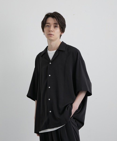 JUNRED(ジュンレッド)の「スローテックピンタックルーズシャツ(シャツ/ブラウス・メンズ・ブラック/ベージュ系その他/グリーン系その他・S/M/L)」の2枚目の写真