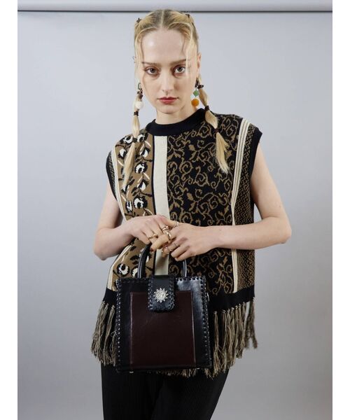 EVRIS（エヴリス）の「バイカラーステッチショルダーバッグ（ショルダーバッグ・レディース・グリーン/ブラウン/ブラック・FREE）」の9枚目の写真