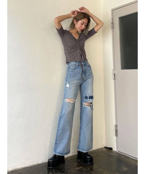 EMODA(エモダ)の「2WAYストラップヘムスリットトップ(Tシャツ/カットソー・レディース・ブラック/グレー/ブルー/ホワイト・FREE)」の7枚目の写真