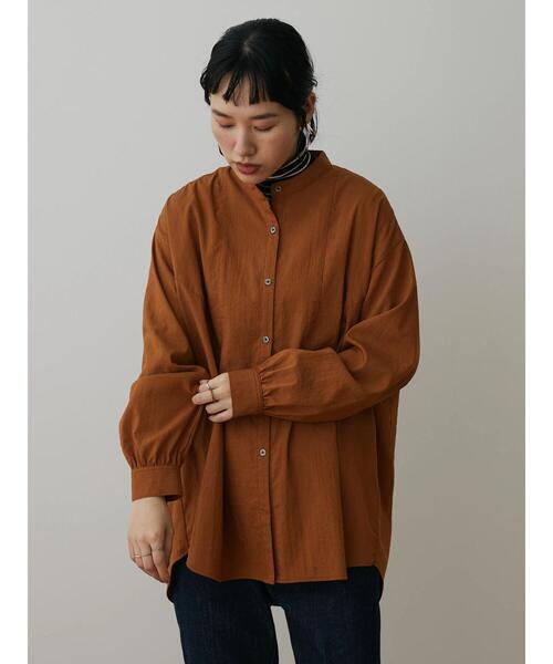 CRAFT STANDARD BOUTIQUE(クラフトスタンダードブティック)の「レーヨンデシン シャツチュニック *(シャツ/ブラウス・レディース・マスタード/キャメル/オフホワイト/ブラック・FREE)」の8枚目の写真