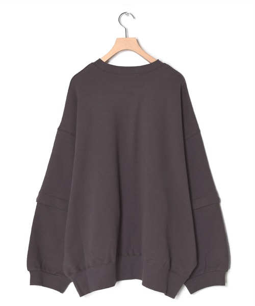 w closet（ダブルクローゼット）の「【2WAY】刺繍ロゴプルオーバー