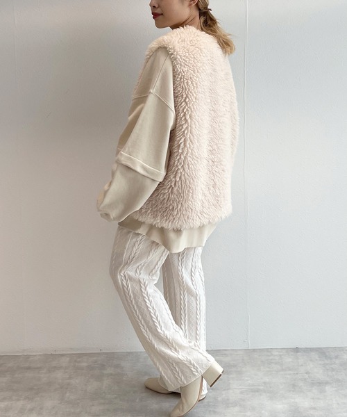 w closet(ダブルクローゼット)の「【2WAY】刺繍ロゴプルオーバー(スウェット・レディース・ラベンダー/スミクロ/キナリ・FREE)」の10枚目の写真