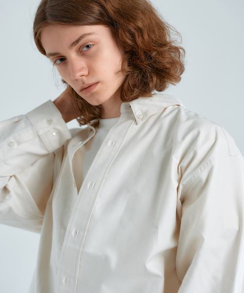 417 EDIFICE（フォーワンセブンエディフィス）の「【allery / アレリ―】 オックスフォードシャツ（シャツ/ブラウス・メンズ・ホワイト/ベージュ/ブルー・LARGE/MEDIUM/SMALL/X-LARGE）」の6枚目の写真