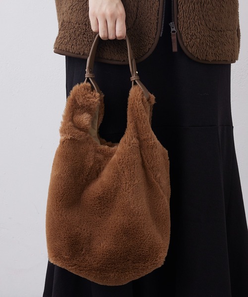 Actually（アクチュアリー）の「コットニー ファーバッグ（トートバッグ・レディース・ブラック/ベージュ/グレー・フリー）」の6枚目の写真