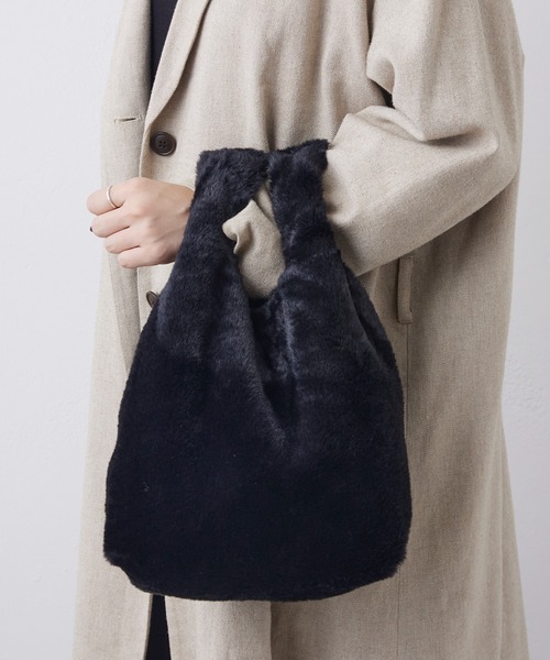 Actually（アクチュアリー）の「コットニー ファーバッグ（トートバッグ・レディース・ブラック/ベージュ/グレー・フリー）」の13枚目の写真